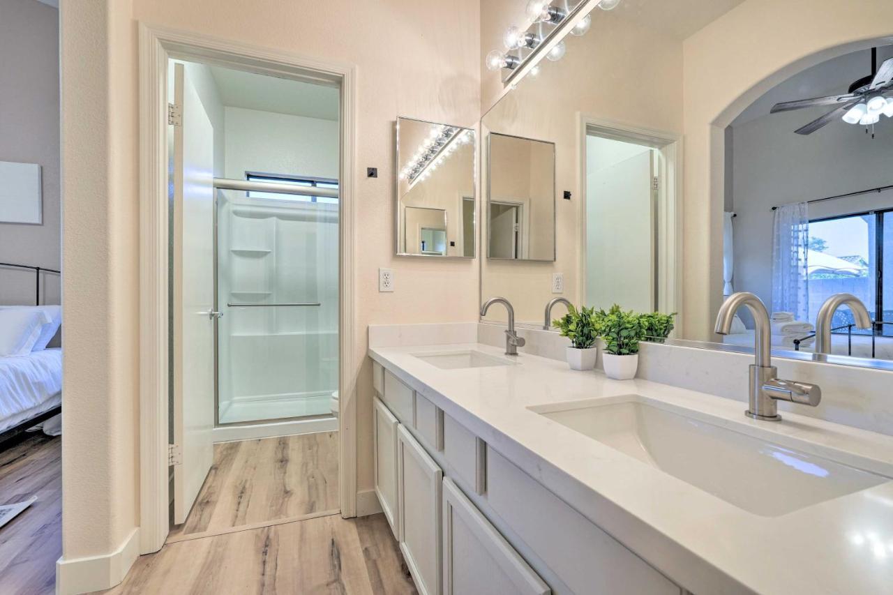 Sunlit Peoria Vacation Rental With Private Yard Extérieur photo