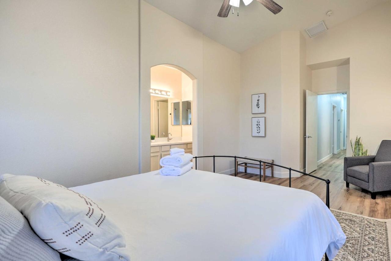 Sunlit Peoria Vacation Rental With Private Yard Extérieur photo