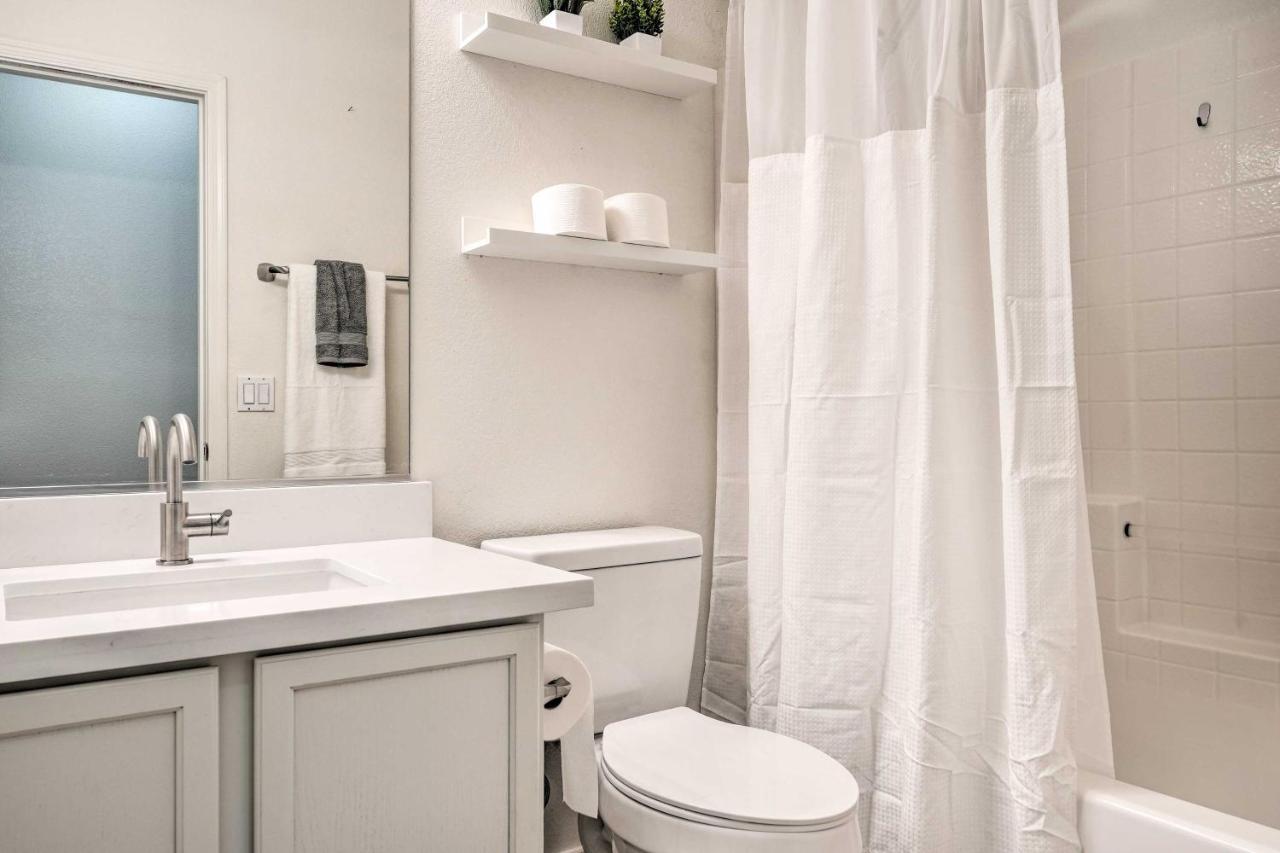 Sunlit Peoria Vacation Rental With Private Yard Extérieur photo